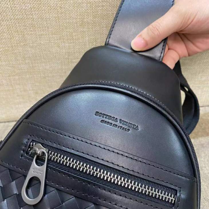 Picture of Bottega Veneta Handbags _SKUfw241655132fw